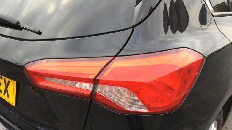 Ford Focus 1.0 EcoBoost 125 Titanium 5dr Petrol Hatchback